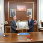 Bakan Uraloğlu Çorum Belediyesi'ni Ziyaret Etti