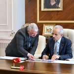 Bakan Uraloğlu Çorum Belediyesi'ni Ziyaret Etti