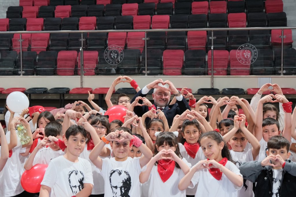 Başkan Aşgın’dan 23 Nisan Kutlama Mesajı