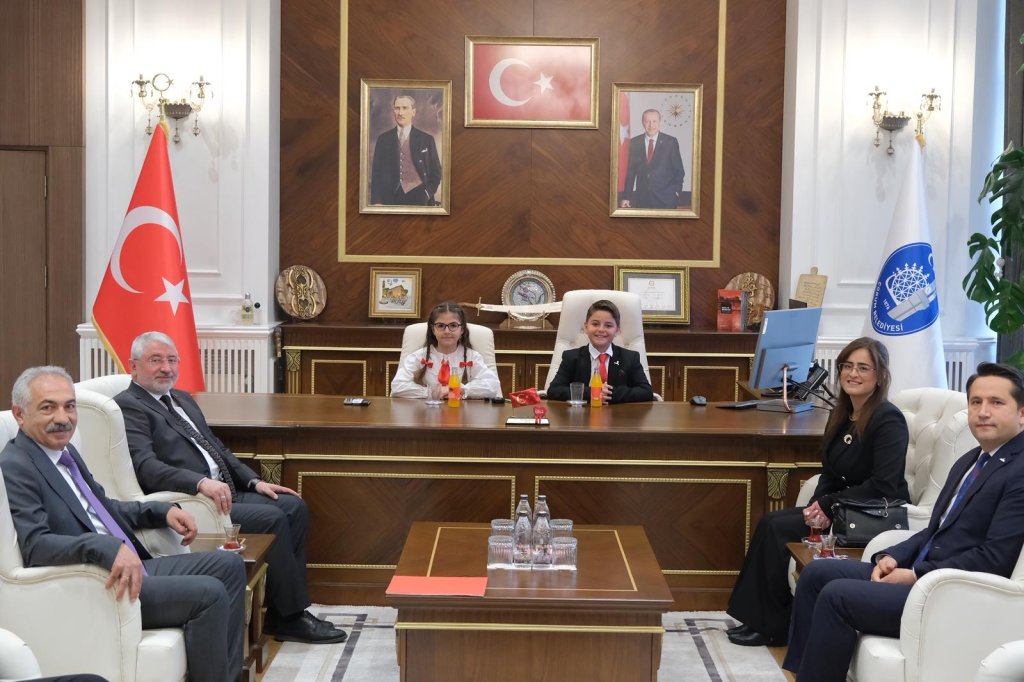 Başkanlık Koltuğu Çocuklara Emanet